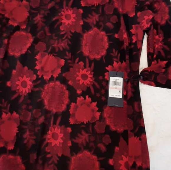 NWT! Tommy Hilfiger Floral Dress Black & Red - Picture 6 of 9